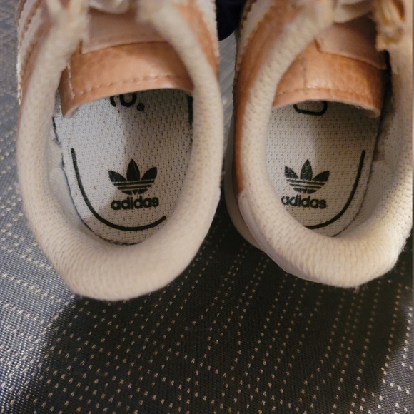 Adidas Samoa Toddler Girls Sneakers Shoes Size 5 - Picture 7 of 10